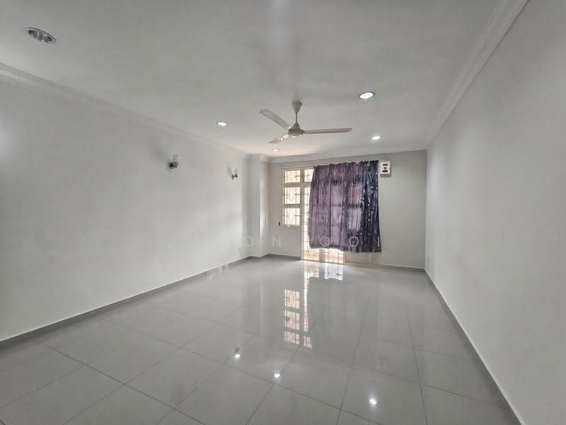 2-storey Terraced House for Rent in Usj 18 (Subang Jaya) - Jason Ooi - Living Room - PropertyGuru.com.my
