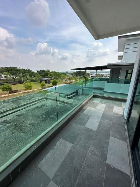 Semi-Detached House for Sale in Kluang (Johor) - Shanel Tee - Balcony - PropertyGuru.com.my