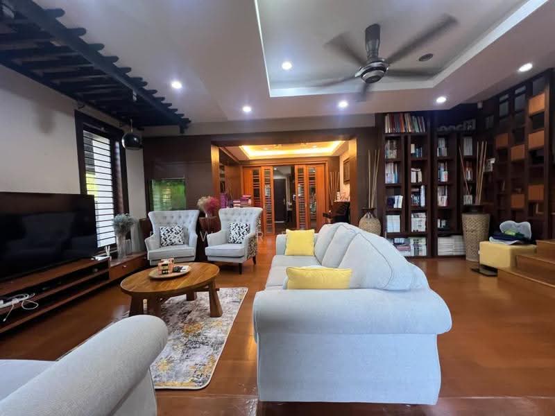 2-storey Terraced House for Sale in Alam Damai (Cheras) - Edward Ooi - Living Room - PropertyGuru.com.my