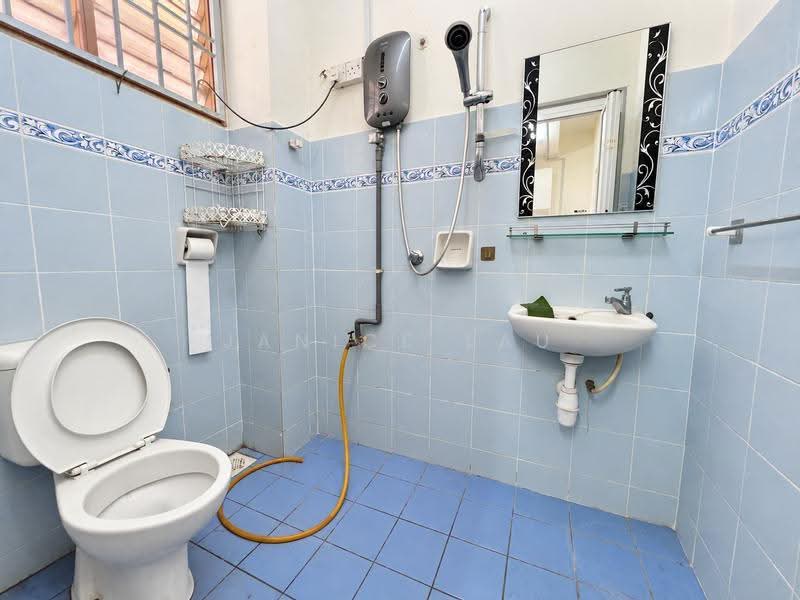 2-storey Terraced House for Sale in Bandar Mahkota Cheras (Cheras) - Janice Lau - Bathroom - PropertyGuru.com.my