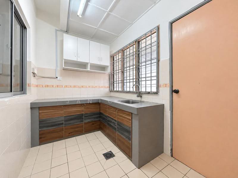 2-storey Terraced House for Sale in Bandar Mahkota Cheras (Cheras) - Janice Lau - Kitchen - PropertyGuru.com.my