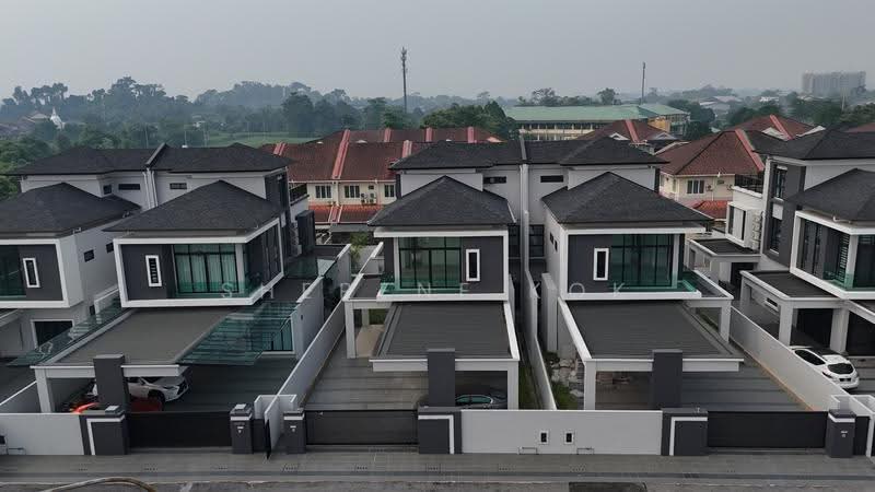 Rumah Berkembar untuk Dijual di Kuching (Sarawak) - Sherene Kok - Exterior - PropertyGuru.com.my