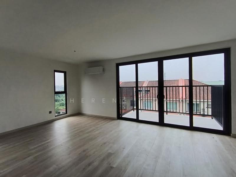 Rumah Berkembar untuk Dijual di Kuching (Sarawak) - Sherene Kok - Balcony - PropertyGuru.com.my