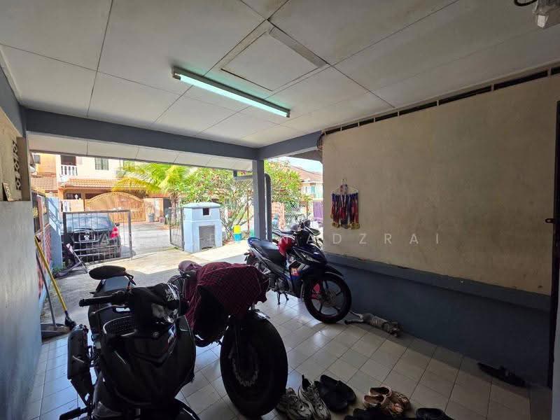 Rumah Teres 2-Tingkat untuk Dijual di Bandar Baru Bangi (Selangor) - Ammeer Nadzrai - Exterior - PropertyGuru.com.my