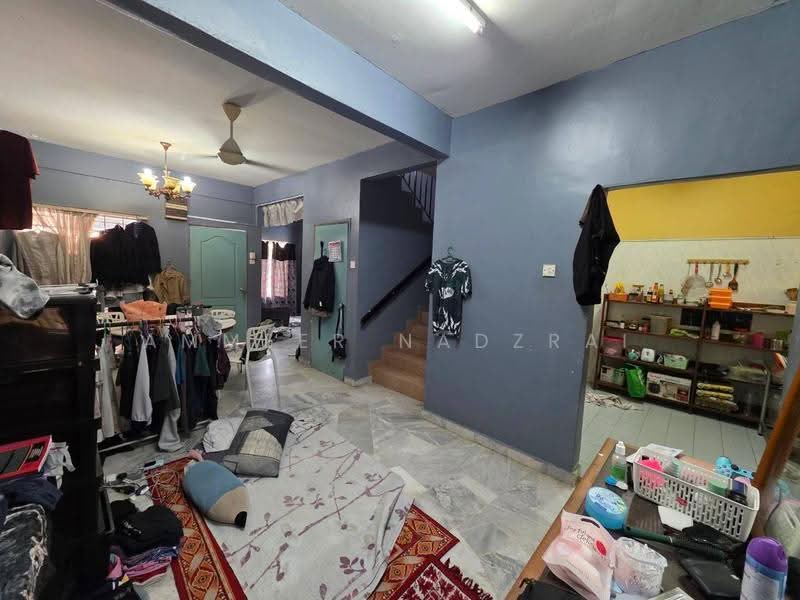 Rumah Teres 2-Tingkat untuk Dijual di Bandar Baru Bangi (Selangor) - Ammeer Nadzrai - Living Room - PropertyGuru.com.my