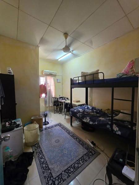 Rumah Teres 2-Tingkat untuk Dijual di Bandar Baru Bangi (Selangor) - Ammeer Nadzrai - Bedroom - PropertyGuru.com.my
