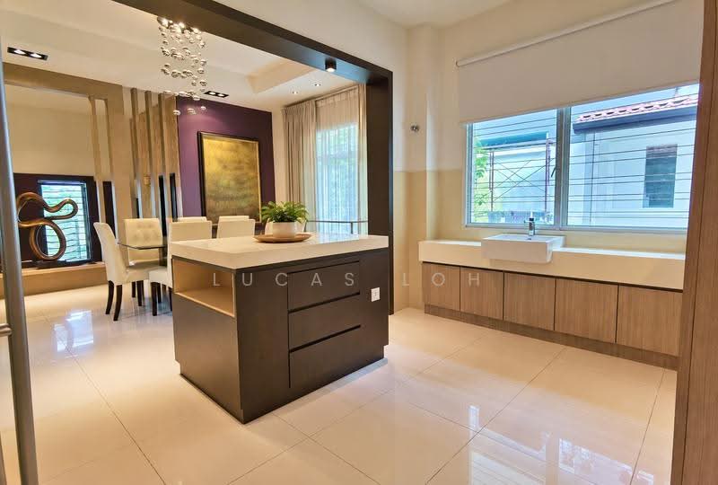 Bungalow House untuk Dijual di Bandar Puteri Puchong (Puchong) - Lucas Loh - Dining Room - PropertyGuru.com.my
