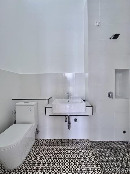 Rumah Teres 2-Tingkat untuk Disewa di Eco Majestic (Semenyih) - Elcoln Leong - Bathroom - PropertyGuru.com.my
