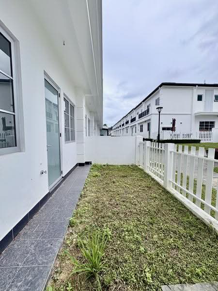 Rumah Teres 2-Tingkat untuk Disewa di Eco Majestic (Semenyih) - Elcoln Leong - Exterior - PropertyGuru.com.my