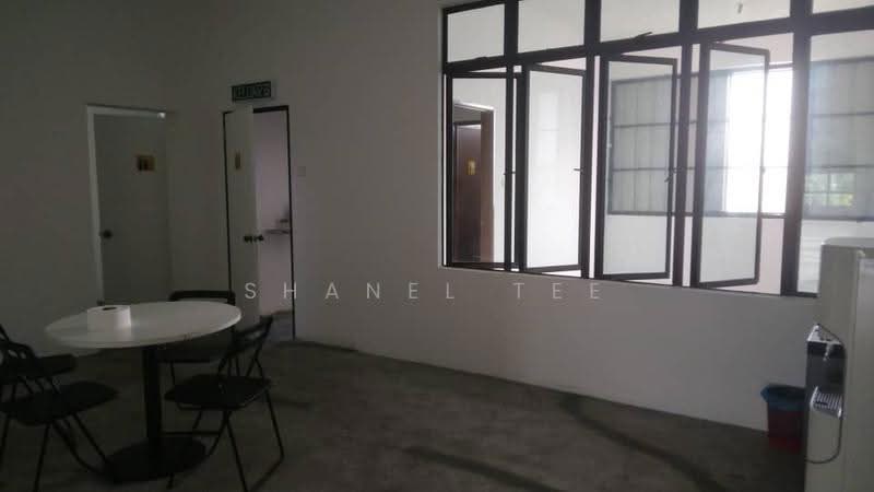 Shop for Sale in Kampung Baru Yap Tau Sah (Kluang) - Shanel Tee - Interior - PropertyGuru.com.my