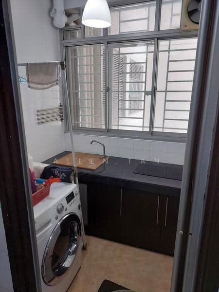 Kediaman Servis untuk Disewa di Metropolitan Square Service Residence - Allen Tan - Kitchen - PropertyGuru.com.my