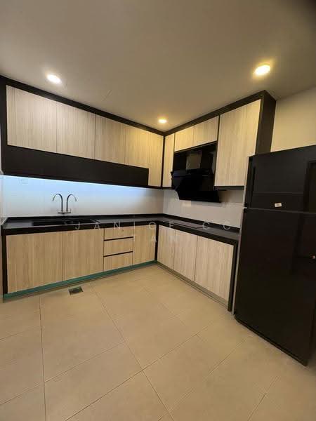 Condominium for Sale at Atmosfera Kondominium - Janice CC Tan - Kitchen - PropertyGuru.com.my