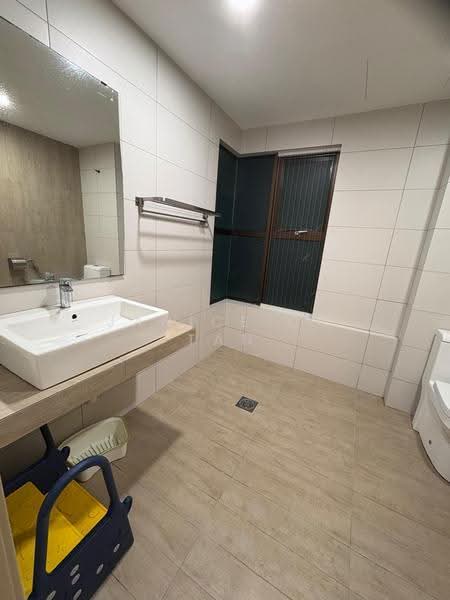 Condominium for Sale at Atmosfera Kondominium - Janice CC Tan - Bathroom - PropertyGuru.com.my
