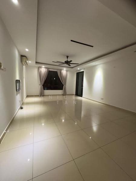 Condominium for Sale at Atmosfera Kondominium - Janice CC Tan - Living Room - PropertyGuru.com.my