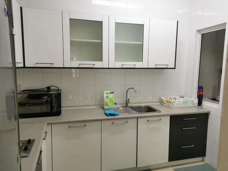 Kondominium untuk Disewa di Cova Suites - Allen Tan - Kitchen - PropertyGuru.com.my