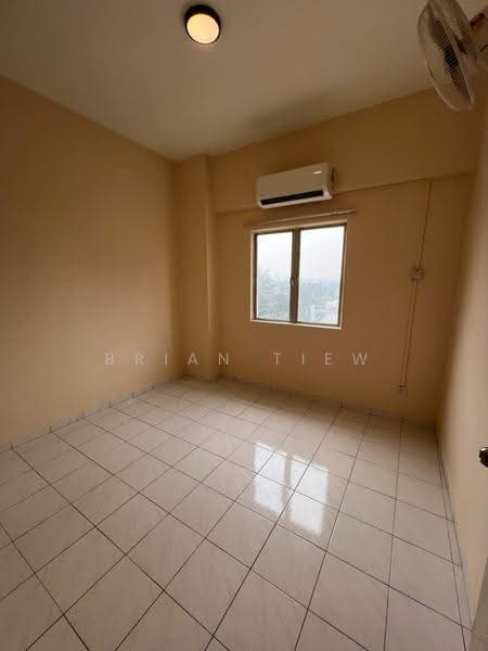 Apartment for Rent at Jalil Damai Apartments - Brian Tiew - Interior - PropertyGuru.com.my