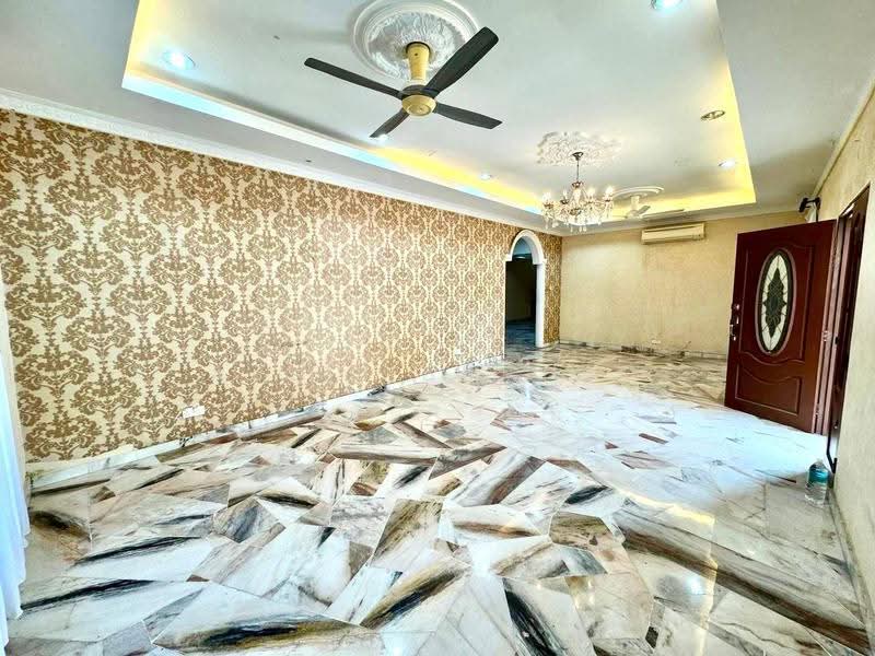 2-storey Terraced House for Sale in Bandar Tun Hussein Onn (Cheras) - Azli Ibrahim - Living Room - PropertyGuru.com.my
