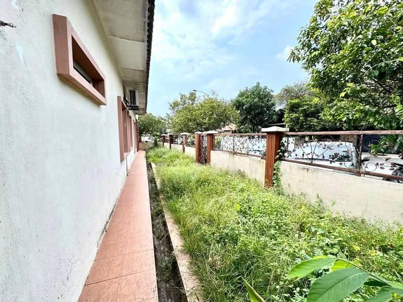 2-storey Terraced House for Sale in Bandar Tun Hussein Onn (Cheras) - Azli Ibrahim - Exterior - PropertyGuru.com.my