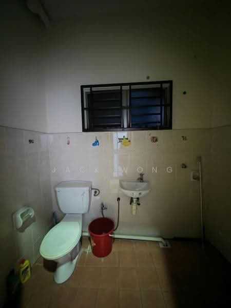 Apartment for Sale at Villa Hijauan - Jack Wong - Bathroom - PropertyGuru.com.my