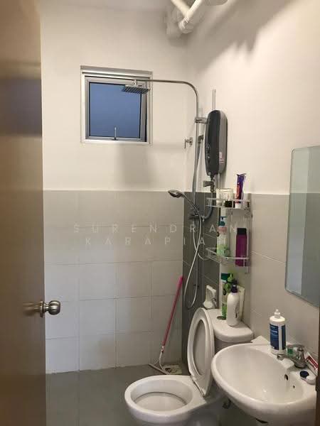 Pangsapuri untuk Dijual di Asteria - Surendran Karapiah - Bathroom - PropertyGuru.com.my