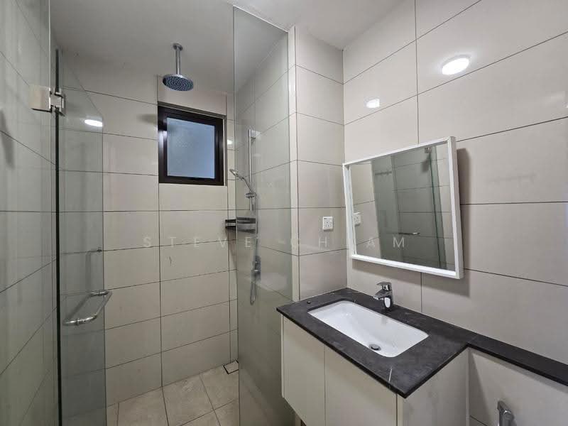 Kediaman Servis untuk Disewa di The Park Sky Residence - Steve Chiam - Bathroom - PropertyGuru.com.my
