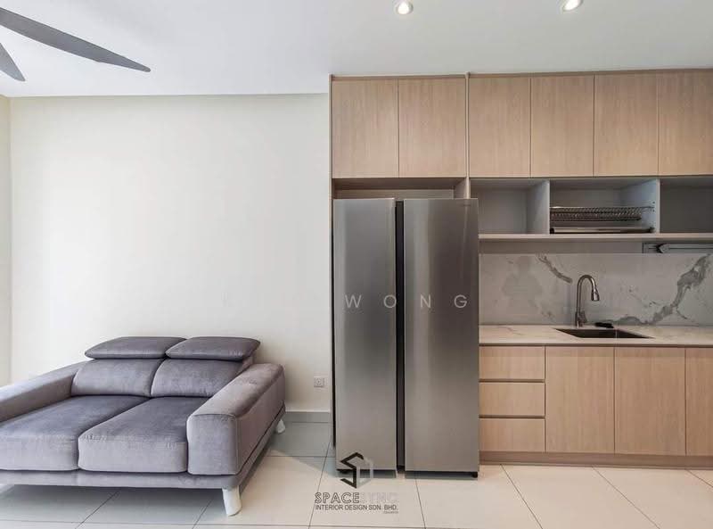 Kediaman Servis untuk Dijual di Pinnacle Sri Petaling - Kim Wong - Living Room - PropertyGuru.com.my