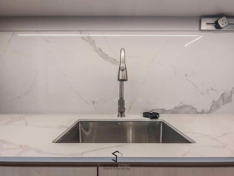 Kediaman Servis untuk Dijual di Pinnacle Sri Petaling - Kim Wong - Kitchen - PropertyGuru.com.my