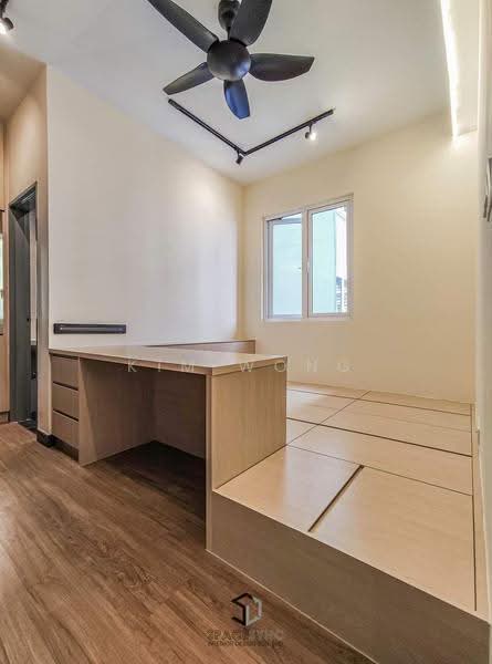 Kediaman Servis untuk Dijual di Pinnacle Sri Petaling - Kim Wong - Bedroom - PropertyGuru.com.my