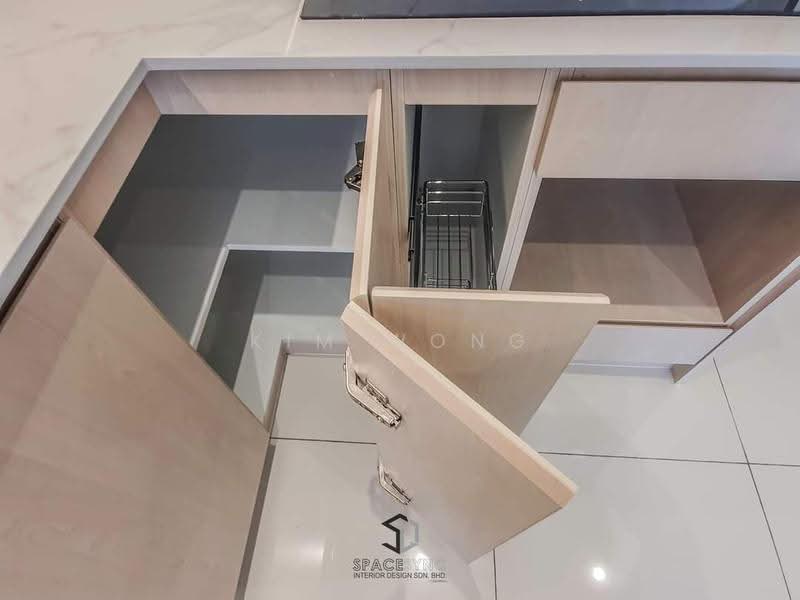Kediaman Servis untuk Dijual di Pinnacle Sri Petaling - Kim Wong - Kitchen - PropertyGuru.com.my