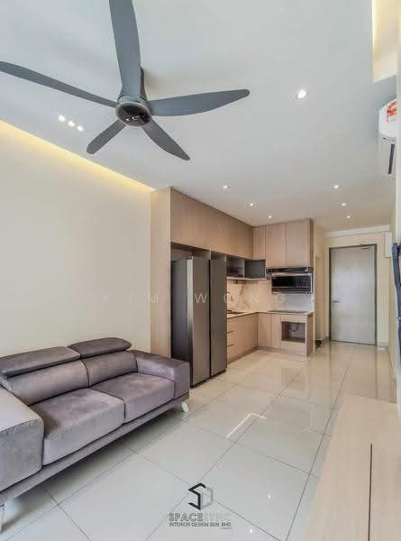Kediaman Servis untuk Dijual di Pinnacle Sri Petaling - Kim Wong - Living Room - PropertyGuru.com.my