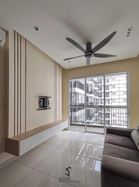 Kediaman Servis untuk Dijual di Pinnacle Sri Petaling - Kim Wong - Living Room - PropertyGuru.com.my