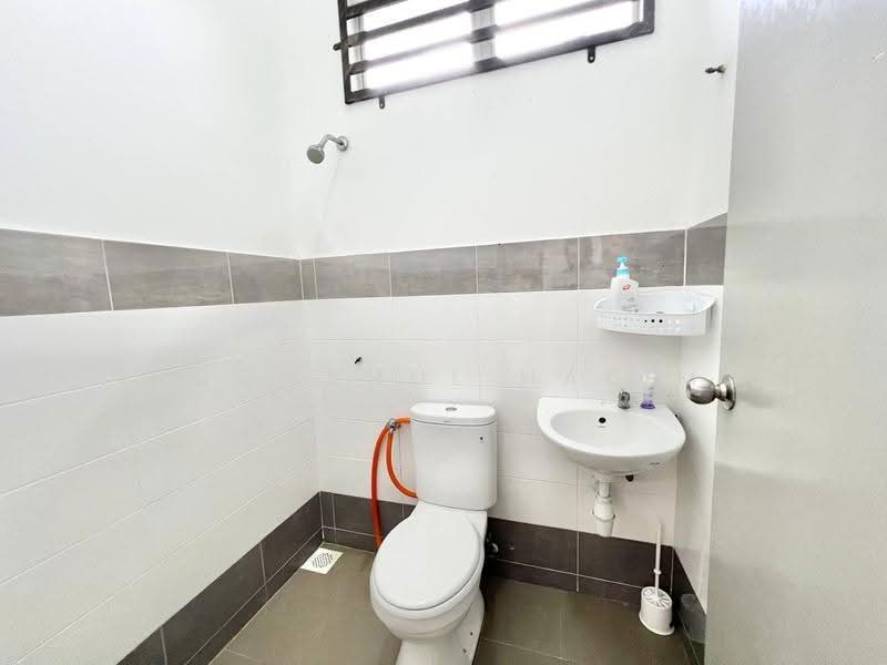 Terraced House for Sale in Kuantan (Pahang) - Luqmanul Hakim - PropertyGuru.com.my