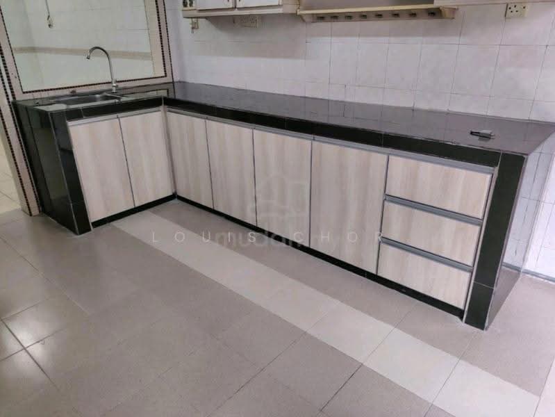 2-storey Terraced House for Rent in Kota Kemuning (Shah Alam) - Louis Chor - Kitchen - PropertyGuru.com.my