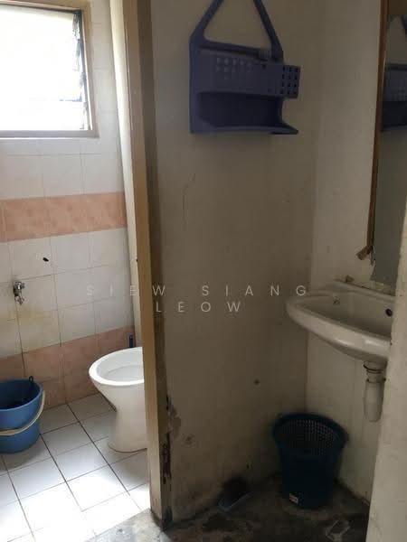 Flat for Rent at Flat PKNS Section 7 - Siew Siang Leow - PropertyGuru.com.my