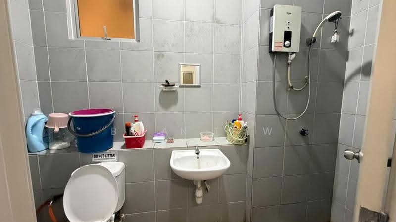Condominium for Rent at Residensi Adelia - Brian Tiew - Bathroom - PropertyGuru.com.my