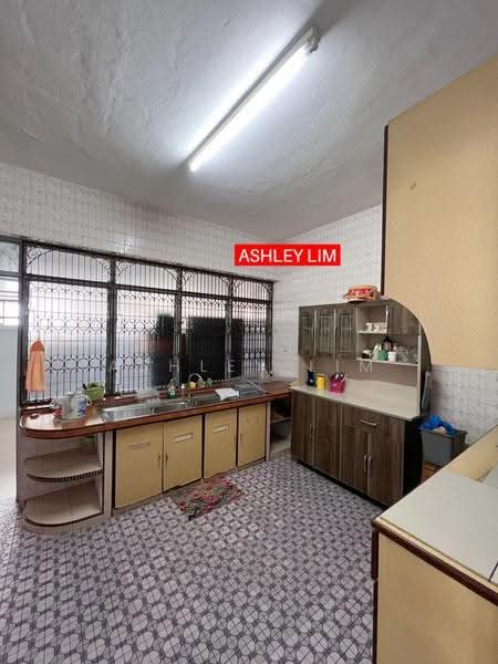 Bungalow House for Sale in Tanjung Bungah (Penang) - Ashley Lim - Kitchen - PropertyGuru.com.my