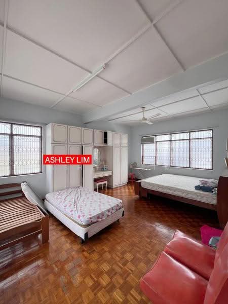 Bungalow House for Sale in Tanjung Bungah (Penang) - Ashley Lim - Bedroom - PropertyGuru.com.my