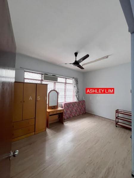 Bungalow House for Sale in Tanjung Bungah (Penang) - Ashley Lim - Bedroom - PropertyGuru.com.my