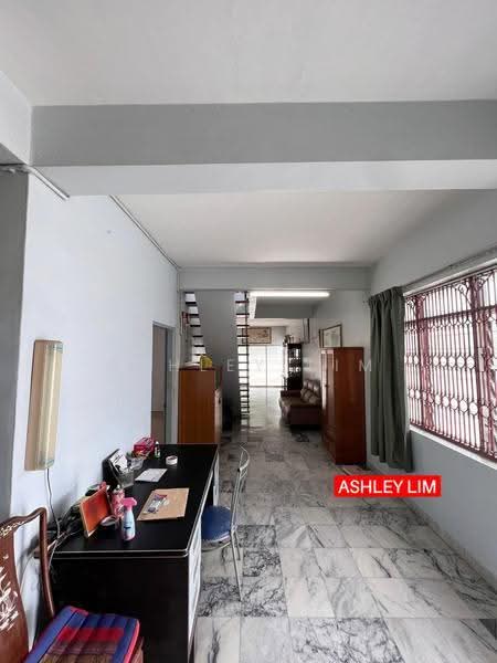 Bungalow House for Sale in Tanjung Bungah (Penang) - Ashley Lim - Living Room - PropertyGuru.com.my
