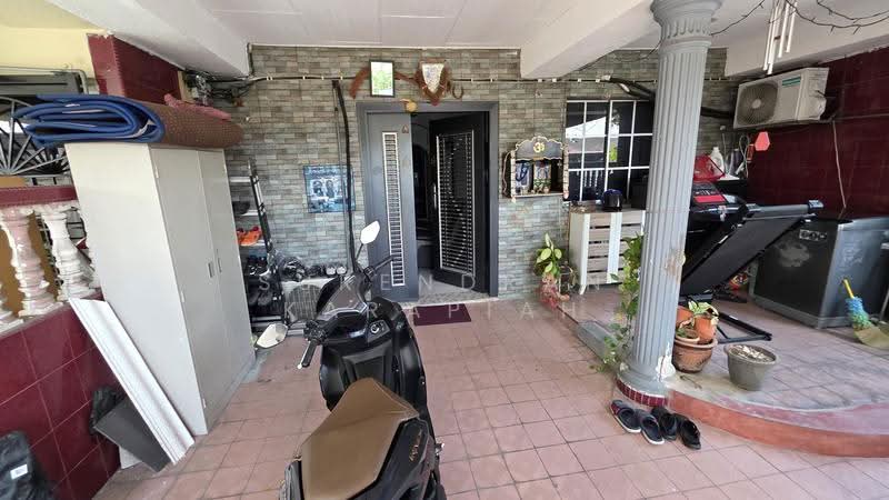 1-storey Terraced House for Sale in Taman Sentosa (Klang) - Surendran Karapiah - Exterior - PropertyGuru.com.my
