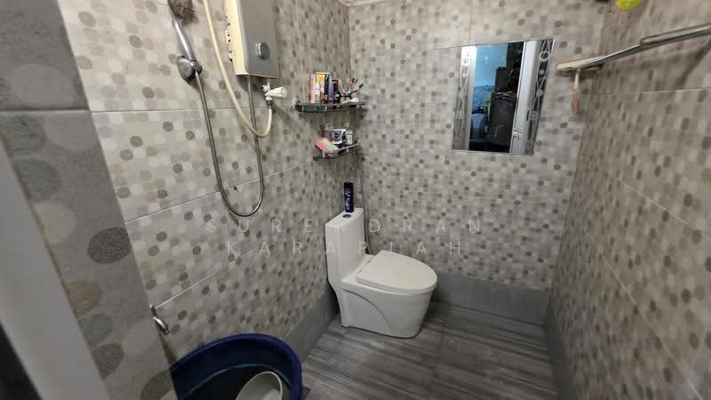 1-storey Terraced House for Sale in Taman Sentosa (Klang) - Surendran Karapiah - Bathroom - PropertyGuru.com.my