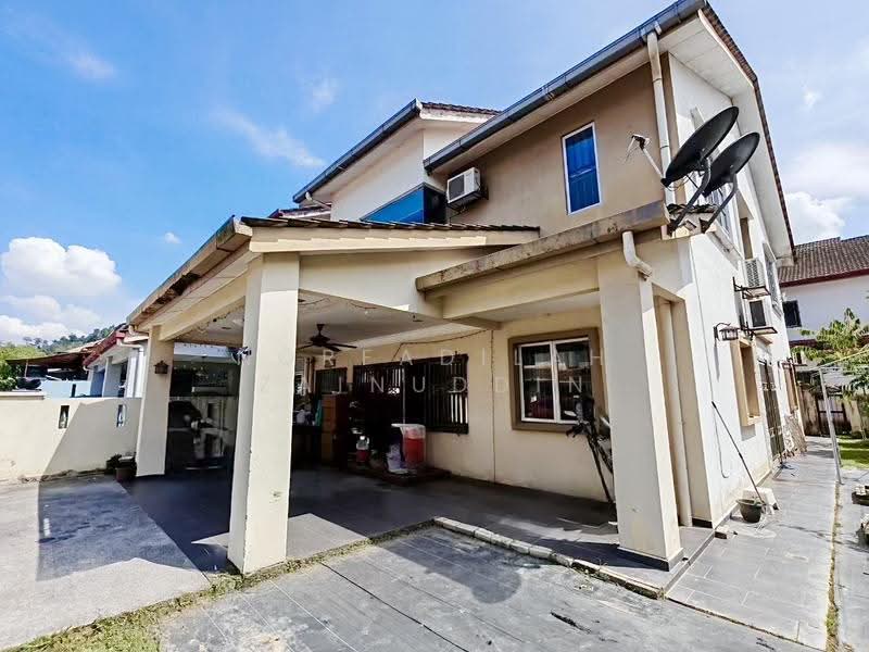 2-storey Terraced House for Sale in Seksyen U10 (Shah Alam) - NORFADILAH ZAINUDDIN - Exterior - PropertyGuru.com.my