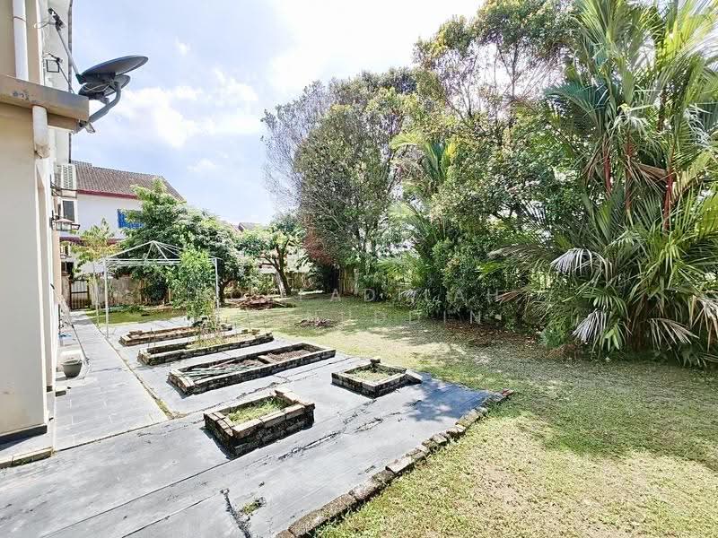 2-storey Terraced House for Sale in Seksyen U10 (Shah Alam) - NORFADILAH ZAINUDDIN - Garden - PropertyGuru.com.my