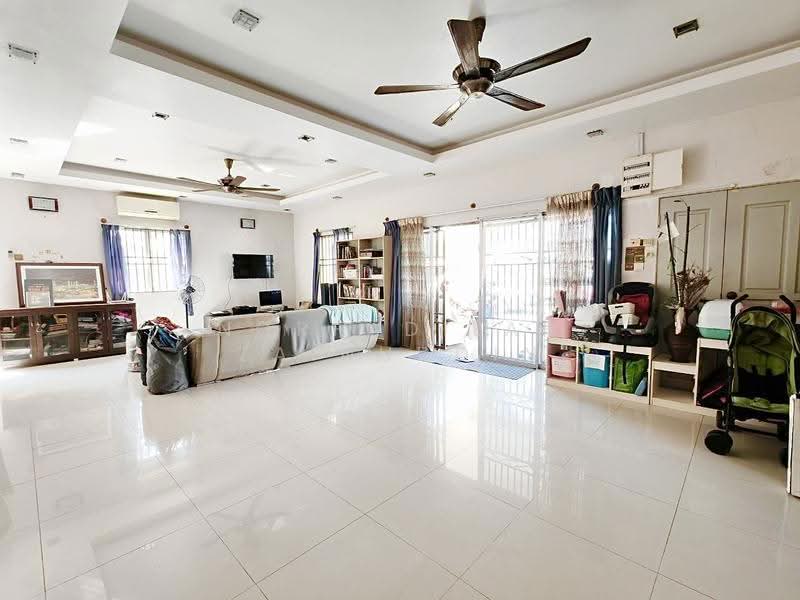 2-storey Terraced House for Sale in Seksyen U10 (Shah Alam) - NORFADILAH ZAINUDDIN - Living Room - PropertyGuru.com.my