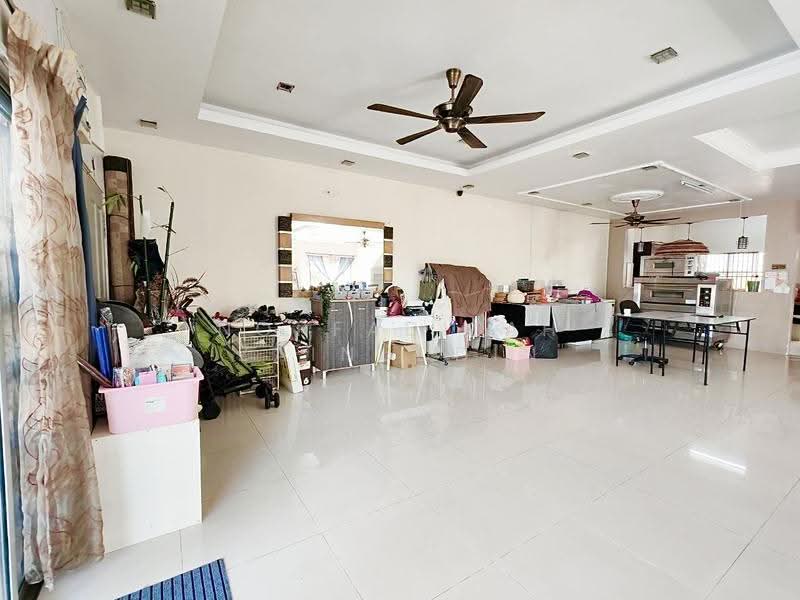 2-storey Terraced House for Sale in Seksyen U10 (Shah Alam) - NORFADILAH ZAINUDDIN - Living Room - PropertyGuru.com.my