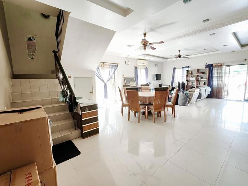 2-storey Terraced House for Sale in Seksyen U10 (Shah Alam) - NORFADILAH ZAINUDDIN - Interior - PropertyGuru.com.my