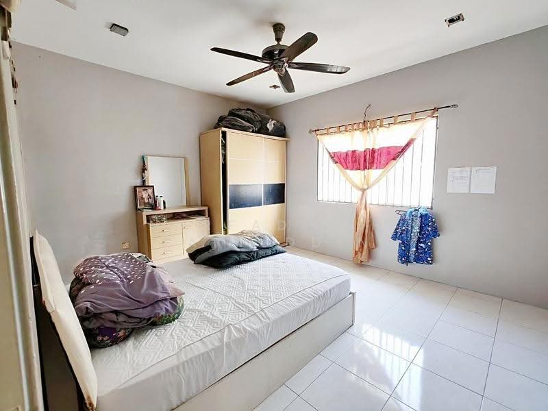 2-storey Terraced House for Sale in Seksyen U10 (Shah Alam) - NORFADILAH ZAINUDDIN - Bedroom - PropertyGuru.com.my