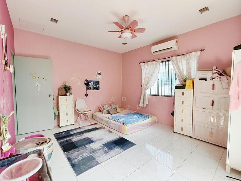 2-storey Terraced House for Sale in Seksyen U10 (Shah Alam) - NORFADILAH ZAINUDDIN - Bedroom - PropertyGuru.com.my