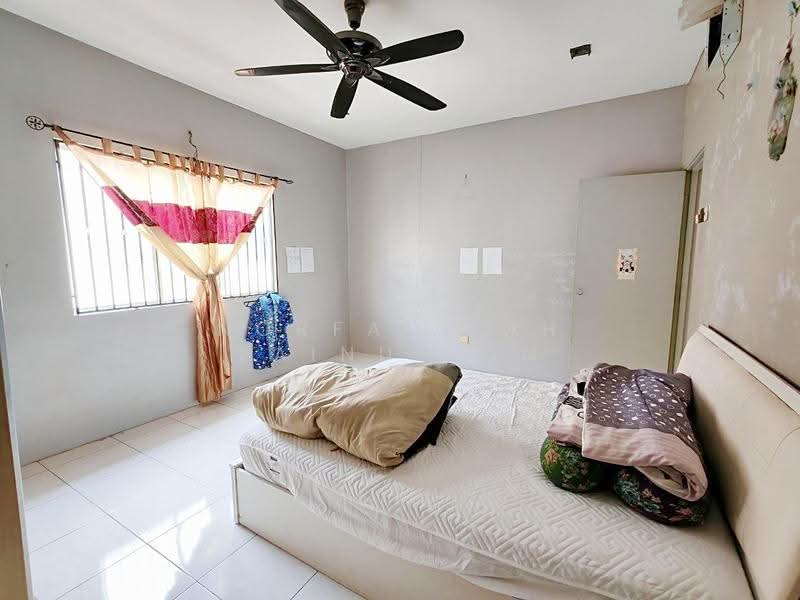 2-storey Terraced House for Sale in Seksyen U10 (Shah Alam) - NORFADILAH ZAINUDDIN - Bedroom - PropertyGuru.com.my