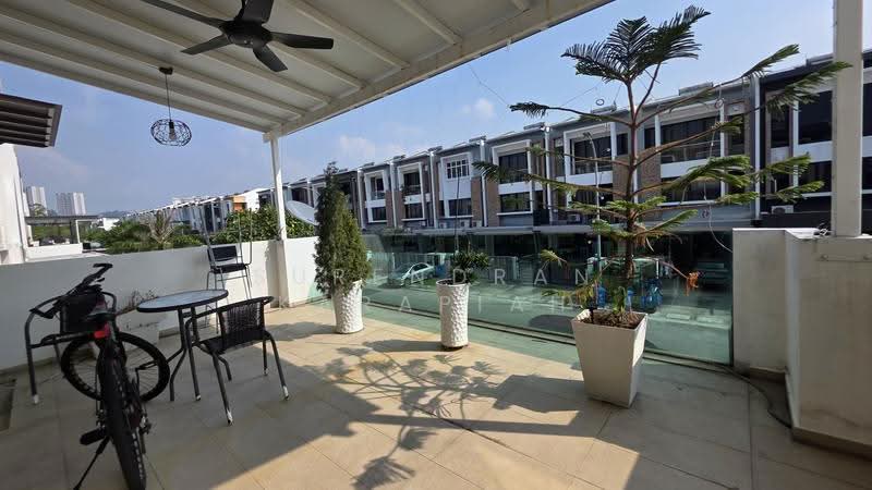 3-storey Terraced House for Sale in Setia Utama (Setia Alam) - Surendran Karapiah - Exterior - PropertyGuru.com.my
